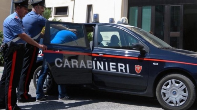 Italia: Zeci de arestări în rândul mafiei siciliene cu legături cu clanul Gambino din New York