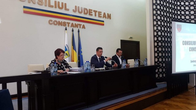TEATRUL DE VARĂ „MAMAIA”, în atenția consilierilor județeni: proiectul NU a trecut!