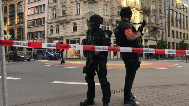 Germania: Gara centrală din Frankfurt, parţial închisă din cauza unui presupus jaf bancar