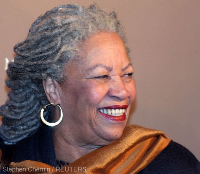 Toni Morrison, prima laureată afro-americană a premiului Nobel pentru Literatură, a murit la 88 de ani