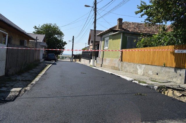 66 de locaţii, străzi şi parcări, prinse în programul amplu de asfaltare de la Cernavodă