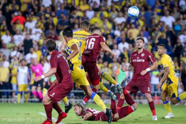CFR Cluj s-a calificat în turul al treilea preliminar al Ligii Campionilor, după 2-2 cu Maccabi Tel Aviv