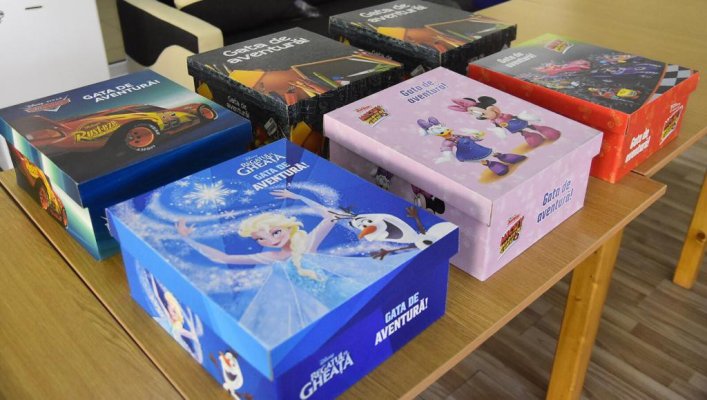 Rechizite gratuite pentru școlari și preșcolari puse la dispoziție de Primăria Constanța! VIDEO