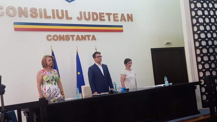 Ședința CLM a debutat cu reproșurile cetățenilor la adresa primarului
