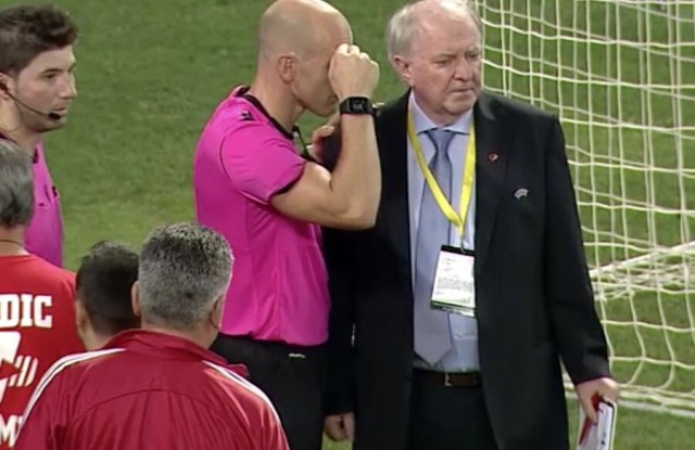 Ziarul elvețian Blick, cu legături la UEFA, anunță: „Craiova riscă sancțiuni importante”. Honved face plângere la UEFA