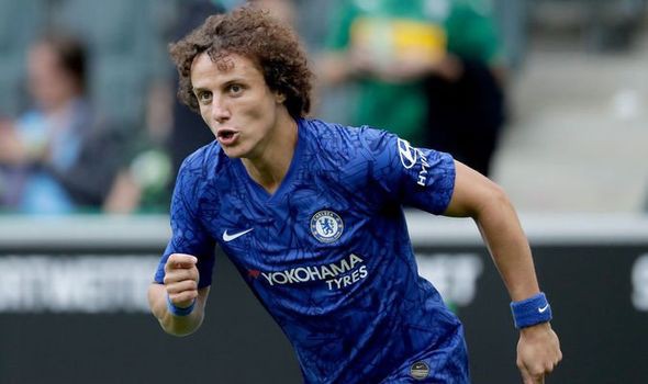 Acord între Chelsea şi Arsenal pentru transferul brazilianului David Luiz