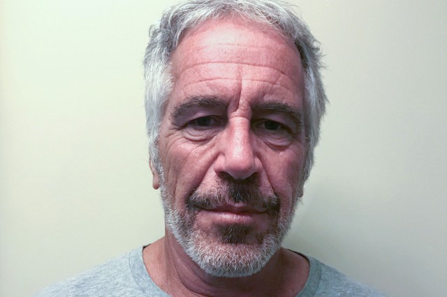 SUA - Jeffrey Epstein a semnat un testament cu două zile înainte de a se sinucide în închisoare