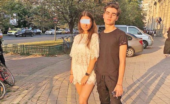 Băiatul lui Ştefan Bănică jr s-a afişat cu iubita