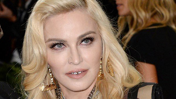 Nebunie la petrecerea de 61 de ani a Madonnei