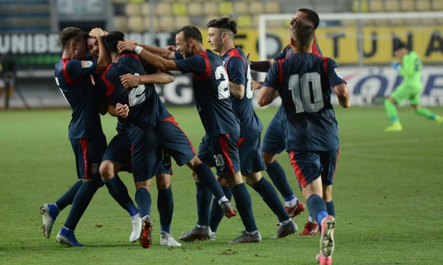 Chindia - Dinamo 3-2. Dusan Uhrin, debut cu înfrângere pe banca dinamoviștilor