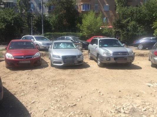 Primăria NU poate AMENAJA SPAȚIUL de JOACĂ din Tomis Nord din cauza ȘOFERILOR!