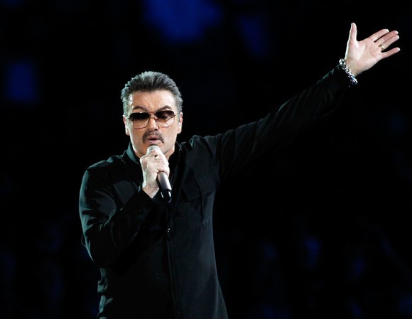 Casa în care murit George Michael s-a vândut cu 3,4 milioane de lire sterline