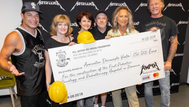 Metallica a donat 250.000 euro Asociației Dăruiește Viața pentru construirea spitalului de oncologie pediatrică
