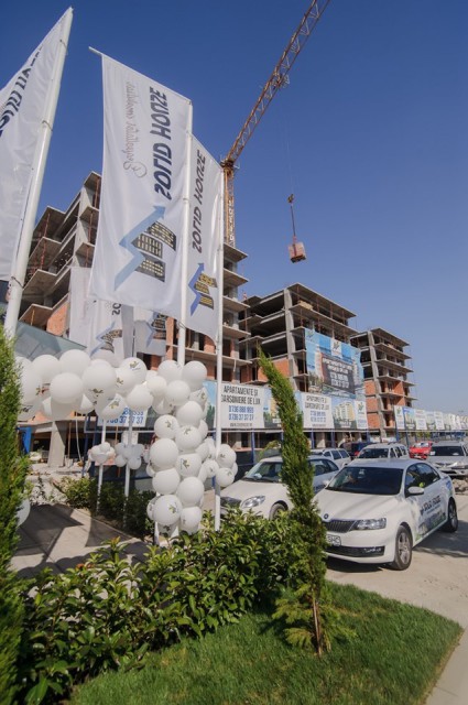 Apartamente de vânzare în Mamaia, pe malul lacului Siutghiol!
