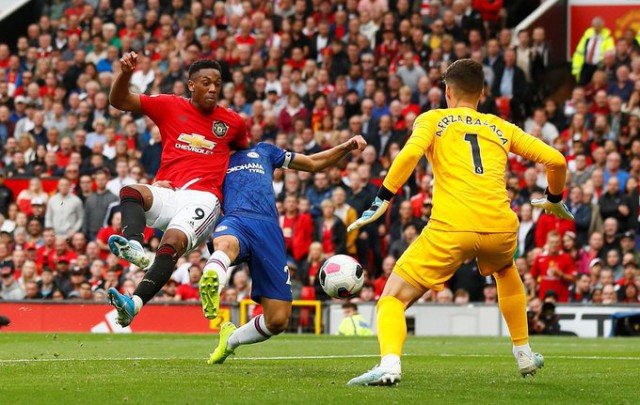 Manchester United a urcat pe loc de Champions League (5-2 vs Bournemouth)