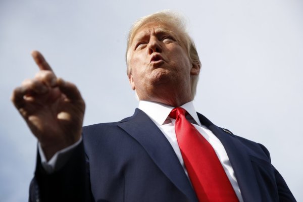 Donald Trump despre scandalul ucrainean: ''Cea mai mare înşelătorie din istoria politicii americane''