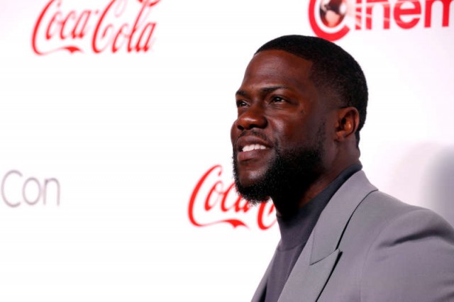 Actorul Kevin Hart spitalizat cu 'leziuni majore', după ce a fost implicat într-un accident rutier