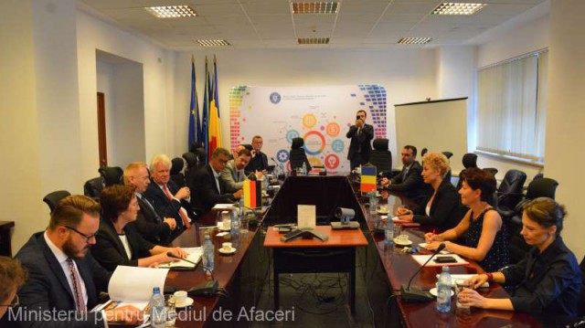MMACA: România ar putea să-şi digitalizeze administraţia publică cu ajutorul expertizei germane