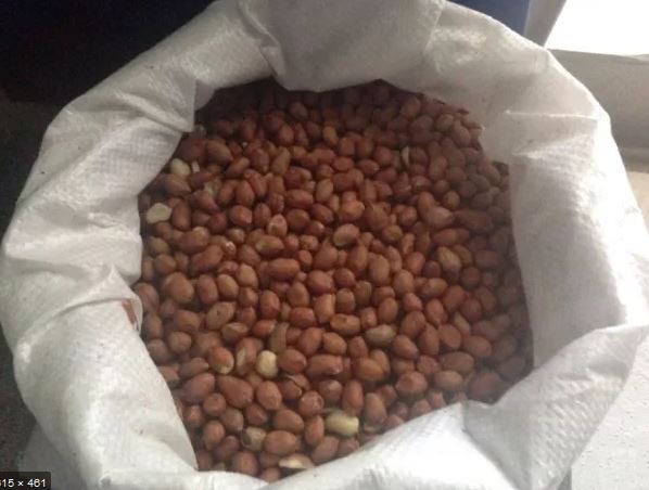 ANPC: 167 de kilograme de alune improprii consumului uman, oprite de la comercializare