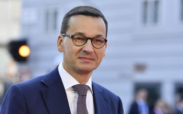 Premierul polonez doreşte o bază NATO, dar nu şi un transfer masiv de trupe americane din Germania în Polonia