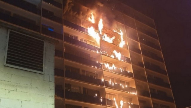 Cel puţin o persoană a murit într-un incendiu izbucnit într-un spital de la marginea Parisului
