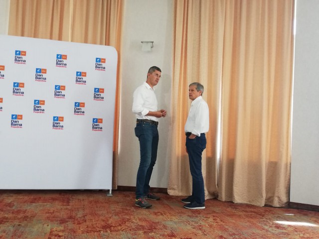 Dacian Cioloș și Dan Barna dezvăluie ce au discutat cu premierul Ludovic Orban