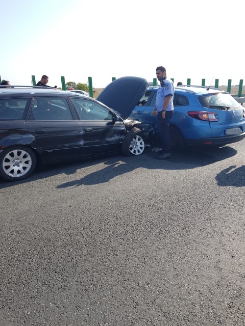 Accident rutier pe A2: o persoană a fost rănită, TRAFICUL a fost ÎNGREUNAT!