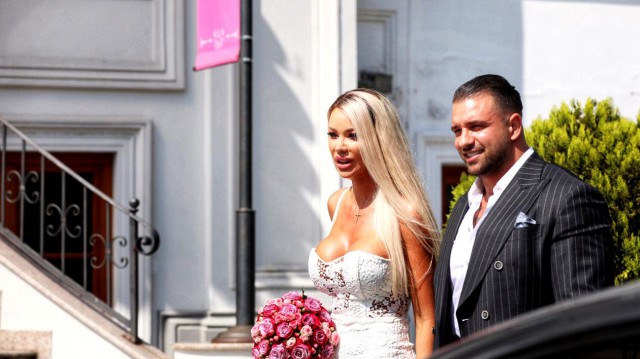 Bianca Drăgușanu s-a cununat civil pe ascuns, dar vrea să-și vândă nunta pe bani grei. Cere peste 50.000 de euro!
