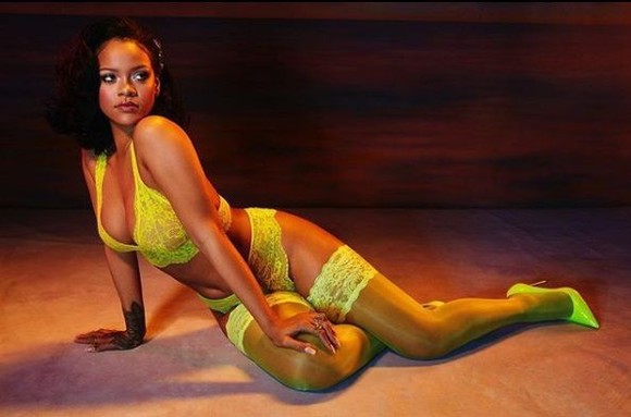 Rihanna, probleme cu greutatea? Iată cum arată artista după ce a luat câteva kilograme în plus: „Sunt grasă şi cu forme acum“