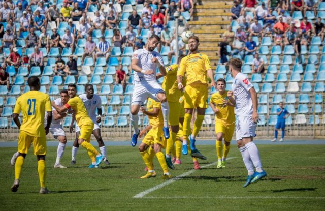 Petrolul Ploiești s-a calificat în sferturi (3-0 vs Poli Iași) / Dunărea Călărași profită de retragerea celor de la Turris