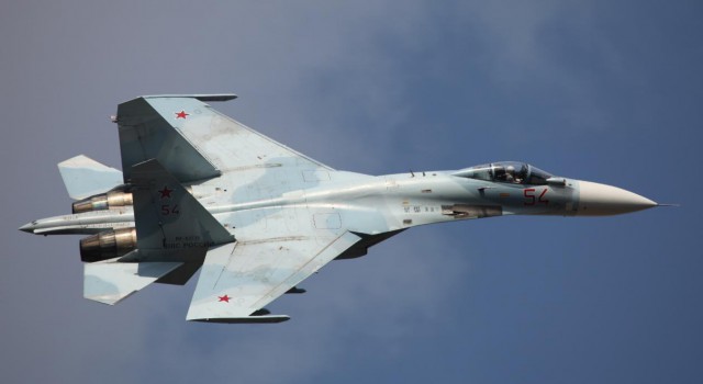 Avioane Suhoi au folosit muniție reală în Marea Neagră: Rusia a scos peste 8.000 de militari la misiuni în poligon
