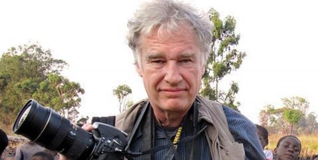 Charlie Cole, autorul celebrei fotografii din Piaţa Tiananmen, a murit la 64 de ani