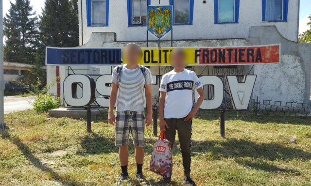 Doi cetățeni străini, opriți la frontiera cu Bulgaria