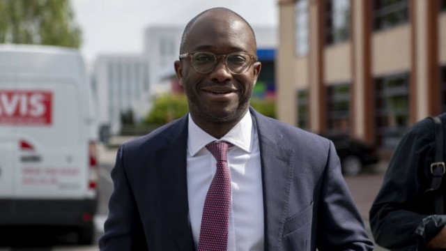 Marea Britanie: O nouă demisie în rândul deputaţilor conservatori care se opun Brexitului
