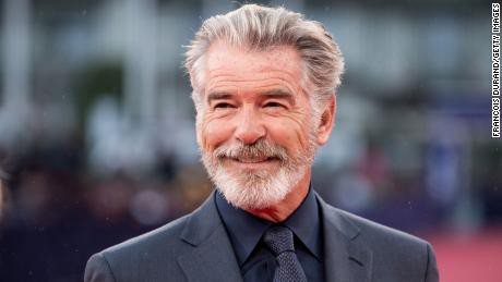 Actorul Pierce Brosnan a declarat că a venit timpul ca o femeie să joace rolul ''Agentul 007''