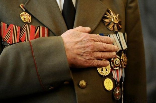 Legea merge la promulgare: Parlamentul a decis majorarea spectaculoasă a indemnizaţiilor pentru veteranii de război