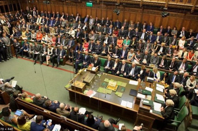 Regatul Unit: Tribunalul Superior din Londra declară legală suspendarea Parlamentului de către premierul britanic