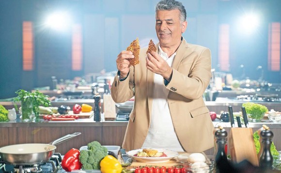 Drama masterchef-ului Joseph Hadad, rămas văduv cu trei copii. Soţia i-a murit de cancer