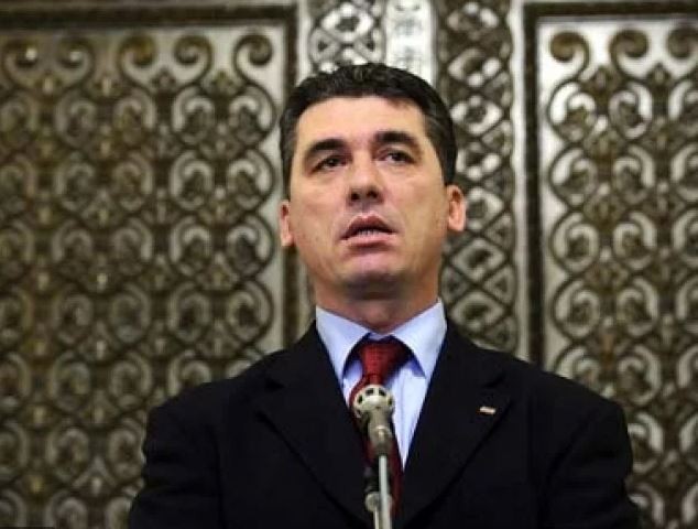 Circa 10.000 de angajaţi din ministerele care au aparţinut ALDE nu şi-au primit salariile