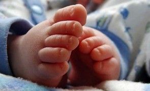 Coronavirus: Un bebeluș de opt luni, suspect de infecție, internat la spital