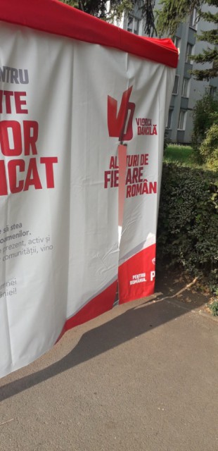 PSD depune plângere penală pentru vandalizarea unui cort de campanie pentru Viorica Dăncilă