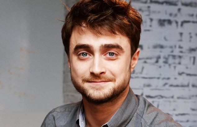 Cu rolul din „Guns Akimbo“, Daniel Radcliffe se îndepărtează şi mai mult de personajul Harry Potter