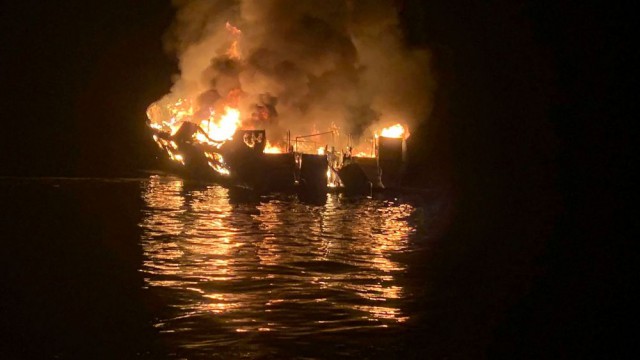 SUA: Opt morţi şi 26 de dispăruţi în incendiul unei ambarcaţiuni, în California
