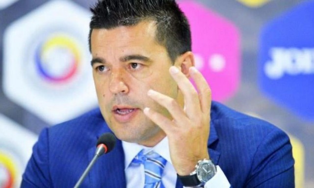 Contra: Jucătorii au intrat cu frică, dar în repriza a doua s-au ridicat la nivelul spaniolilor