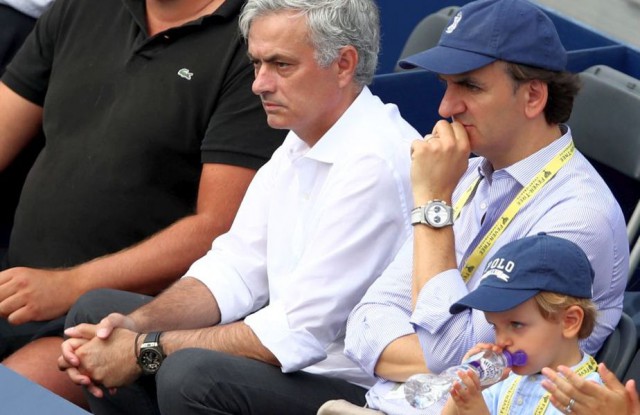 Casele de pariuri îl dau pe Jose Mourinho ca și instalat la Real Madrid