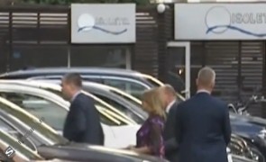 După ce a primit sentința că a colaborat cu Securitatea, Băsescu a ieșit să petreacă, la botezul fiicei Elenei Udrea
