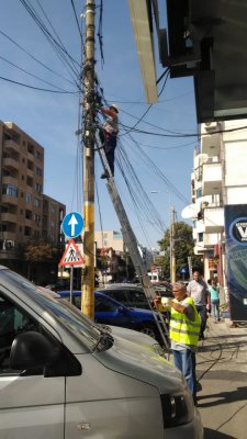 Tot mai puține cabluri pe bulevardul Mamaia