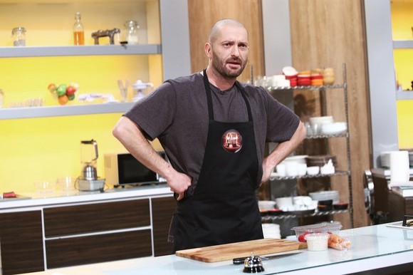 Ce preparat obscen le-a pus Cheloo în farfurii juraților de la „Chefi la Cuțite“