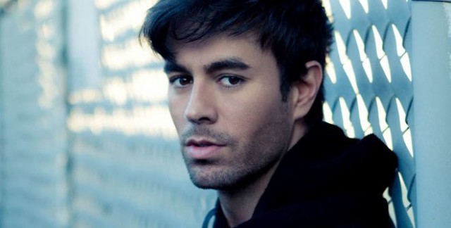 Enrique Iglesias va lansa albumul 'Greatest Hits,' o compilaţie a marilor sale succese
