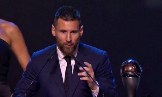 Reacția lui Lionel Messi după ce i-a învins pe Cristiano Ronaldo și Van Dijk și a câștigat premiul FIFA The Best